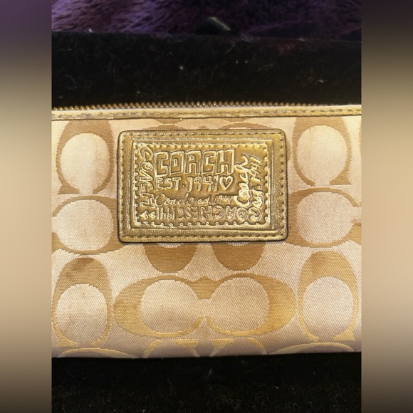 Coach Gold Signature Wallet. Project Piece. - Picture 2 of 8